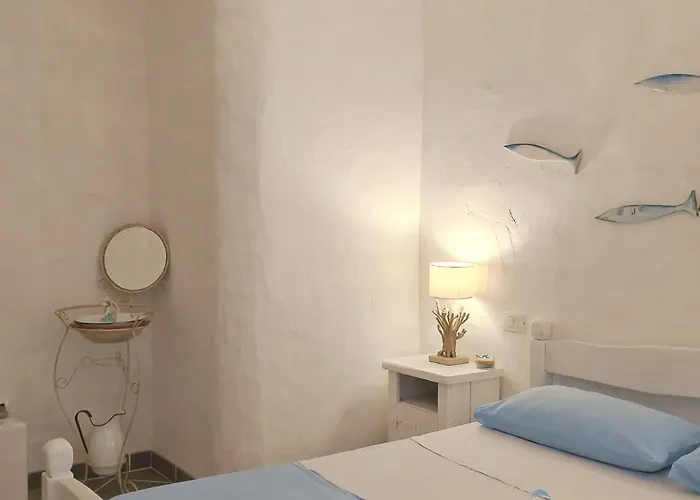 Anna 300 M Dal Mare * Торре-делле-Стелле