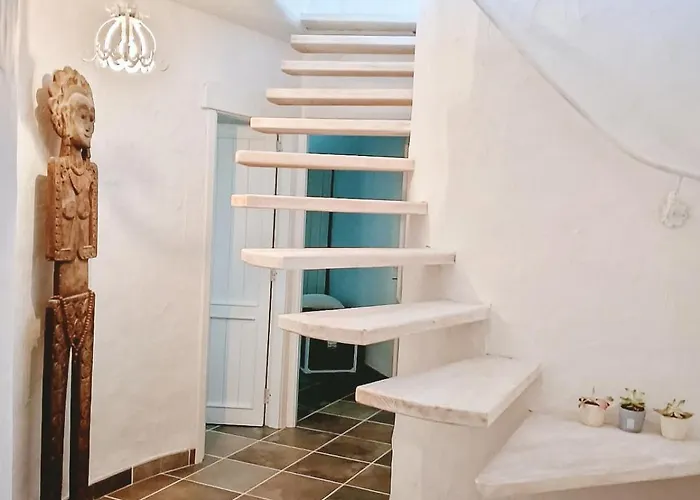 Дом отдыха Anna 300 M Dal Mare